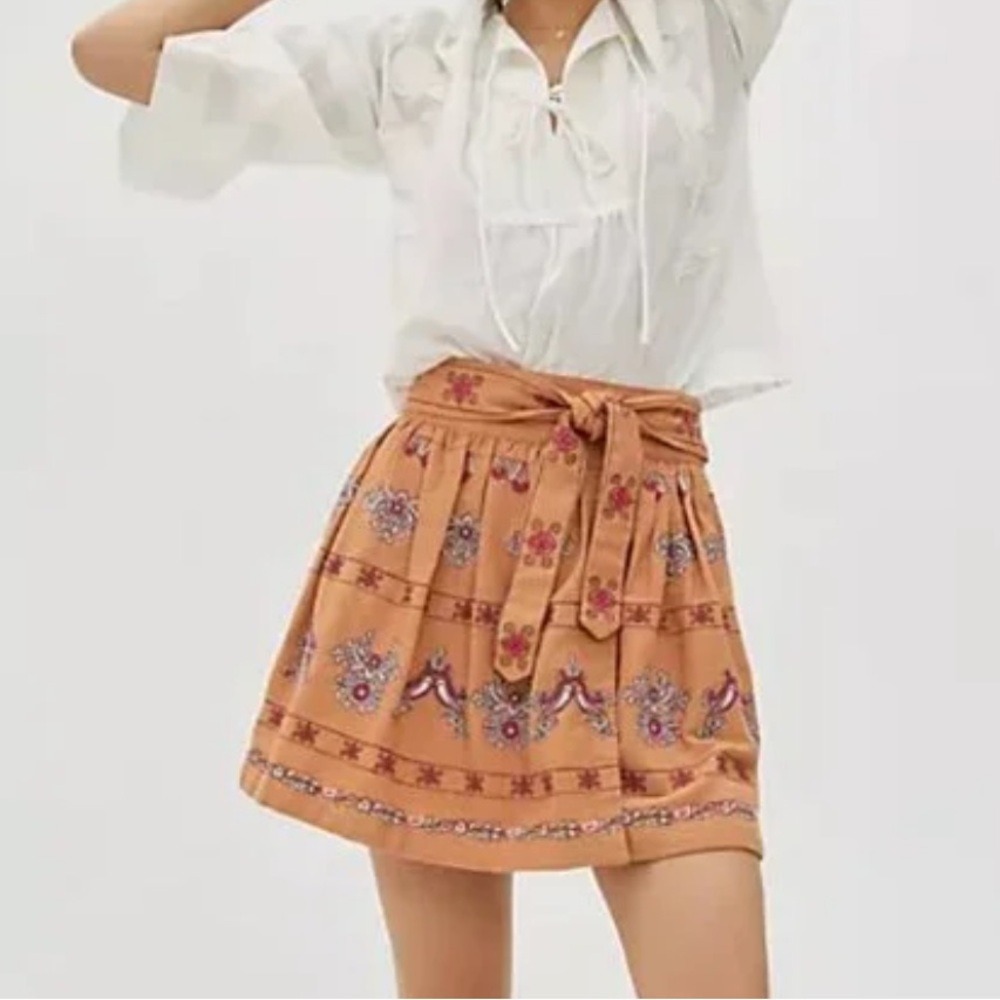 Anthropologie Meghan Boho Skirt Brown Floral Paisley Embroidered Belted‎ Mini